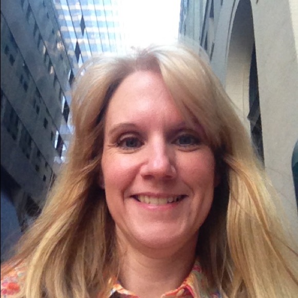 Meet your Posher, Tabitha - Picture 1 of 1