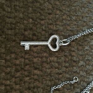 Pandora Unlock my Heart