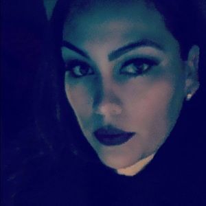 Meet your Posher, Nancy