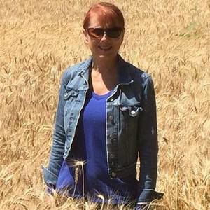 Meet your Posher, Deborah