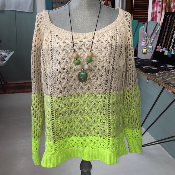 American eagle sweater sz xl