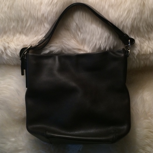 Coach black mini shoulder or under shoulder purse - Picture 4 of 6