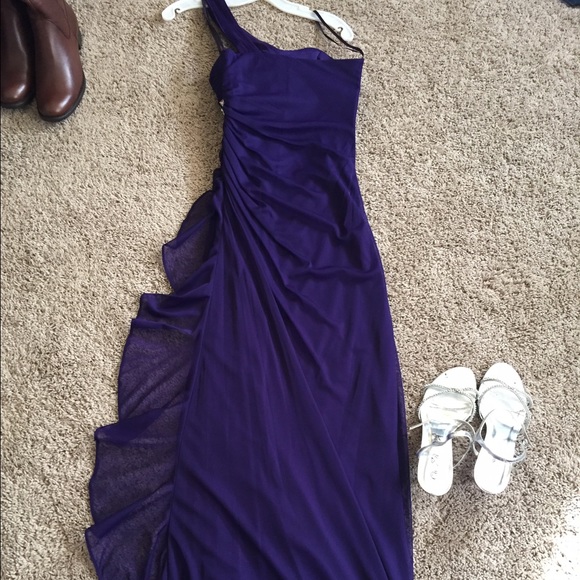 💜Gown - Picture 2 of 4