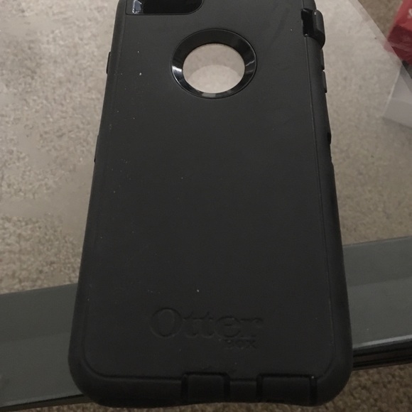 iPhone 6 Plus otter box case slightly used - Picture 2 of 2