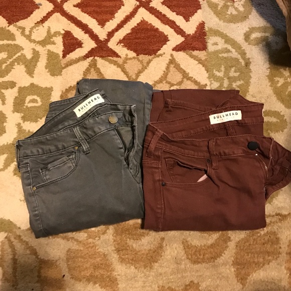 Two pairs of bullhead Pacsun skinny jeans