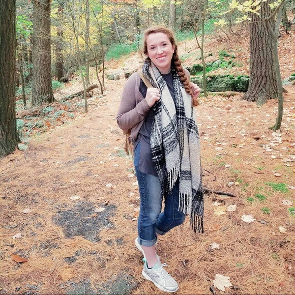Meet your Posher, Jennifer