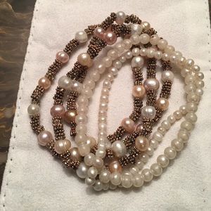 Pearl bracelet set