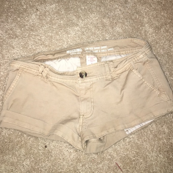Khaki short shorts.