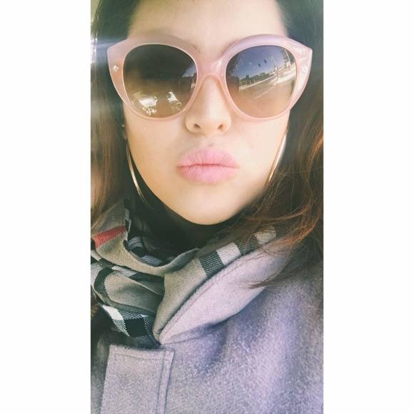 Meet your Posher, Tiffany