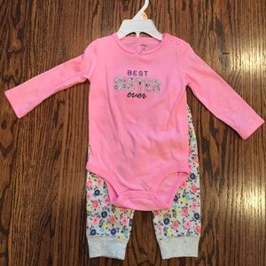 Carter's outfit set - Never worn!