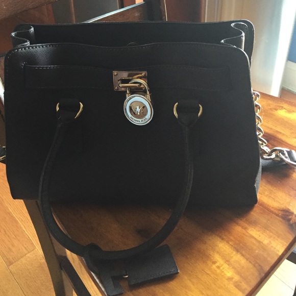 Michael Kors bag - Picture 1 of 3