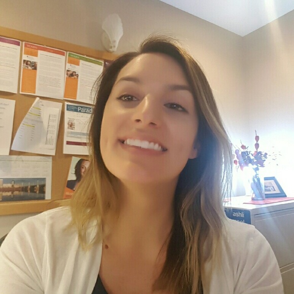 Meet your Posher, Ashli - Picture 1 of 1