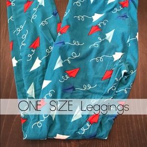 LuLaRoe One Size Leggings