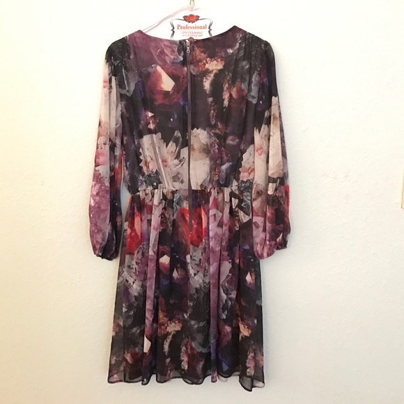 Beautiful, never been worn Alice + Olivia Dress - Picture 3 of 4