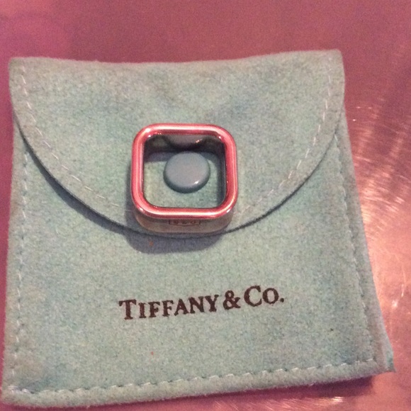 Tiffany & Company Sterling Silver Ring Size 7 - Picture 4 of 4