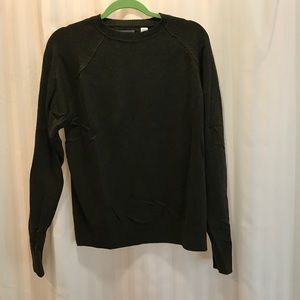 Soft men's green sweater