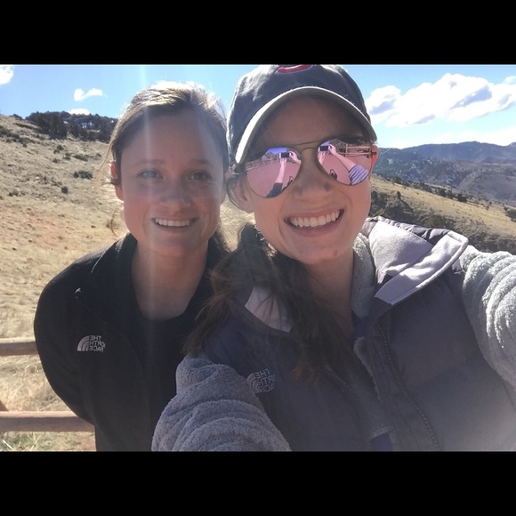 Meet your Posher, Danielle - Picture 1 of 1