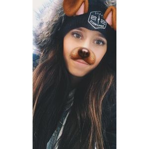 Meet your Posher, Alli