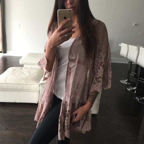 1 LEFT! Blush Lace Kimono Cardigan - Picture 2 of 4
