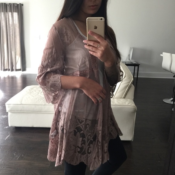 1 LEFT! Blush Lace Kimono Cardigan - Picture 4 of 4