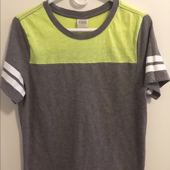 VS PINK tee