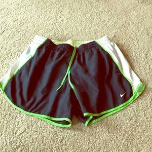 Nike Pace Runner Shorts