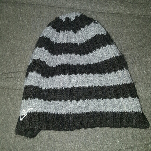 NEW- Quicksilver Hat - Picture 3 of 4