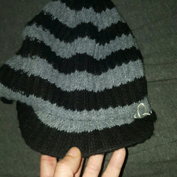 NEW- Quicksilver Hat - Picture 4 of 4