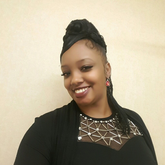 Meet your Posher, Lakeisha
