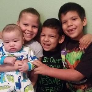 Meet your Posher, Candy