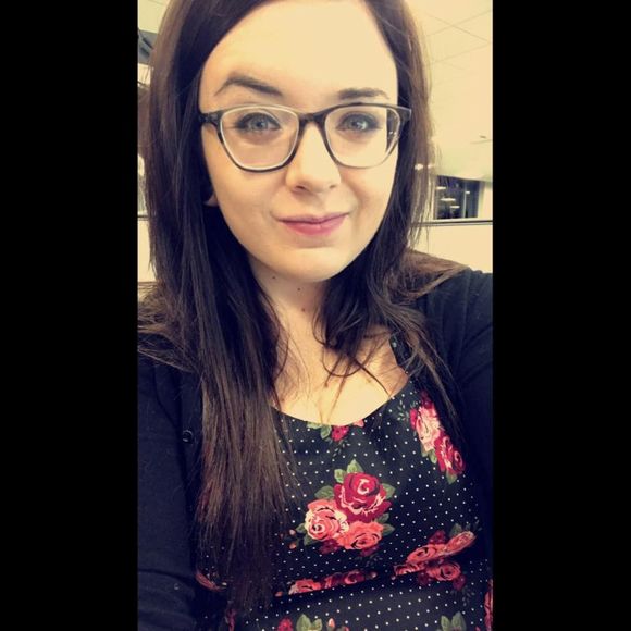 Meet your Posher, Hannah