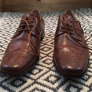 Stacy Adams Shoes - Stacy Adams Nolan - Cognac Oxford Wingtips Stacy Adams Shoes - Stacy Adams Nolan - Cognac Oxford Wingtips