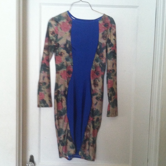 Long sleeve bodycon dress