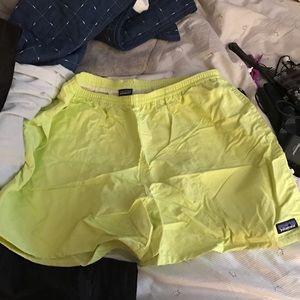 Men's Large Patagonia Baggies Mayan Yellow