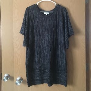 Black and gray short sleeve knit tunic, 2x