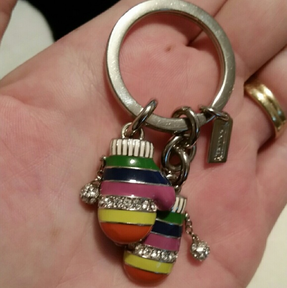 Coach Legacy Mitten Fob - Picture 2 of 4