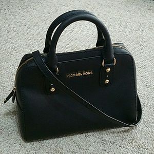 **SALE Michael Kors satchel w/crossbody strap
