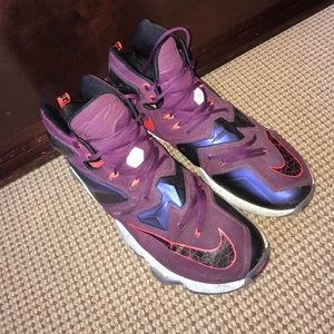 Lebron 13 purple Hightops