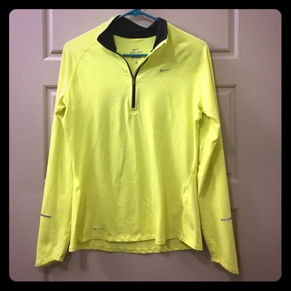 Nike dri fit 1/4 zip jacket