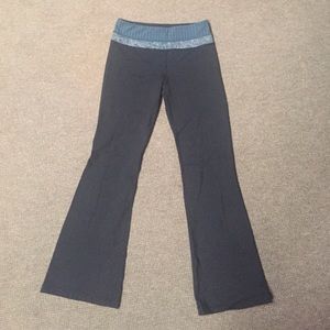 Lululemon yoga pants