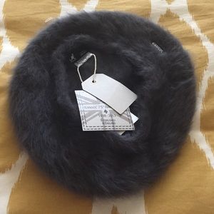 Real fur Kangol beret