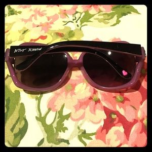 LAST CHANCE Betsey Johnson Sunglasses