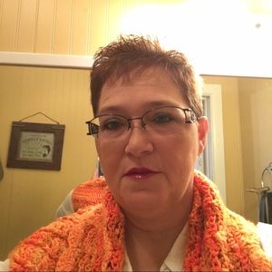 Meet your Posher, Tania