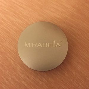Mirabella pure press mineral foundation