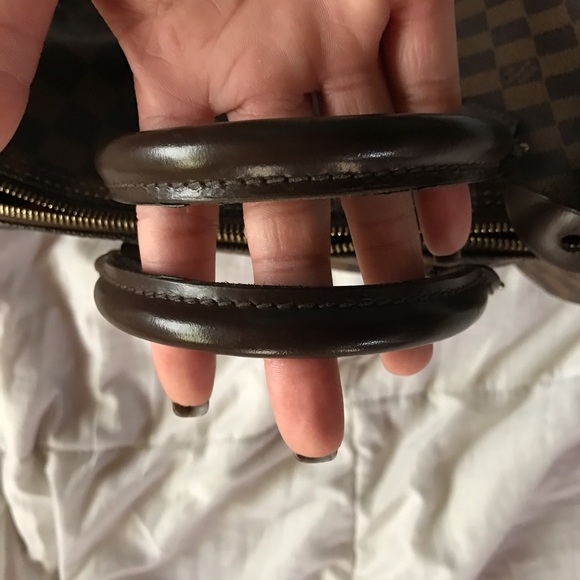 Lv Additional Pics - image 1