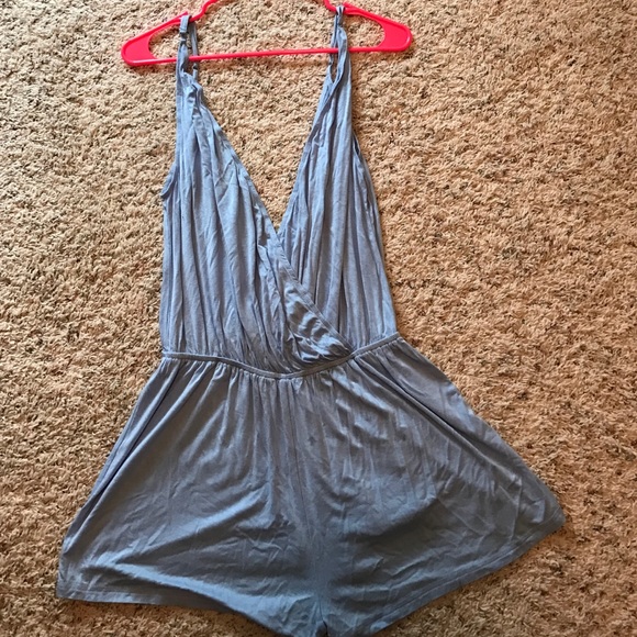 Tobi Dresses & Skirts - Deep V Tobi Romper