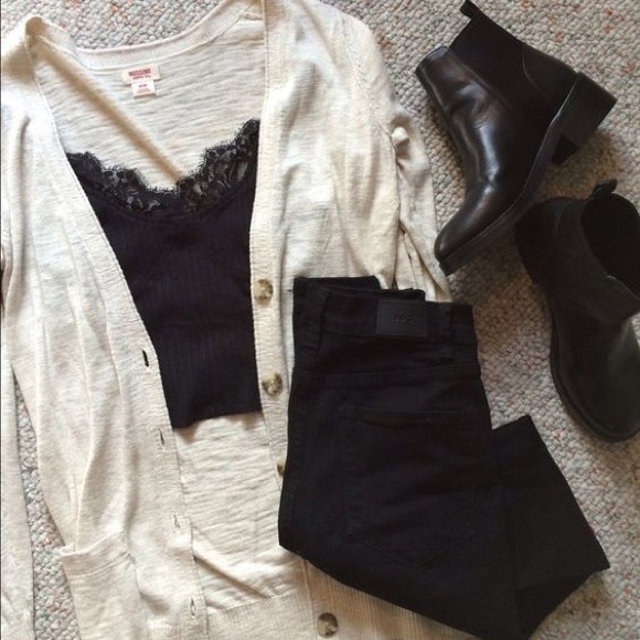 Mossimo Creme cardigan