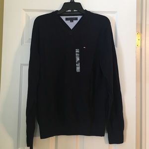 NWOT Tommy Hilfiger men's sweater