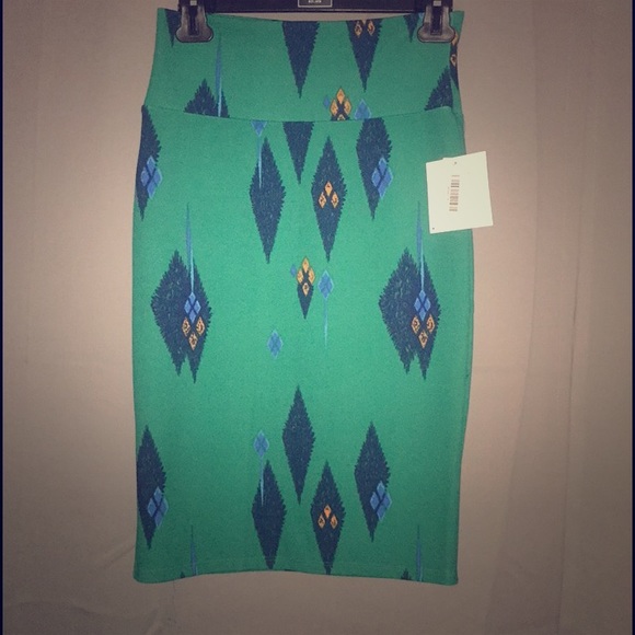 LuLaRoe XS Cassie Skirt