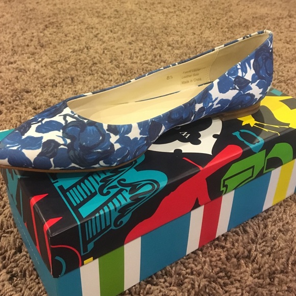 C Wonder Pointed toe ballet flat - Picture 3 of 3